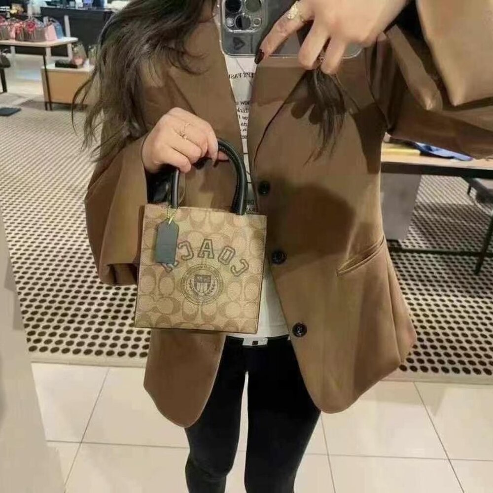NWT Coach Mini Cally Crossbody In Signature Canvas With Varsity Motif cf381 - Picture 6 of 6